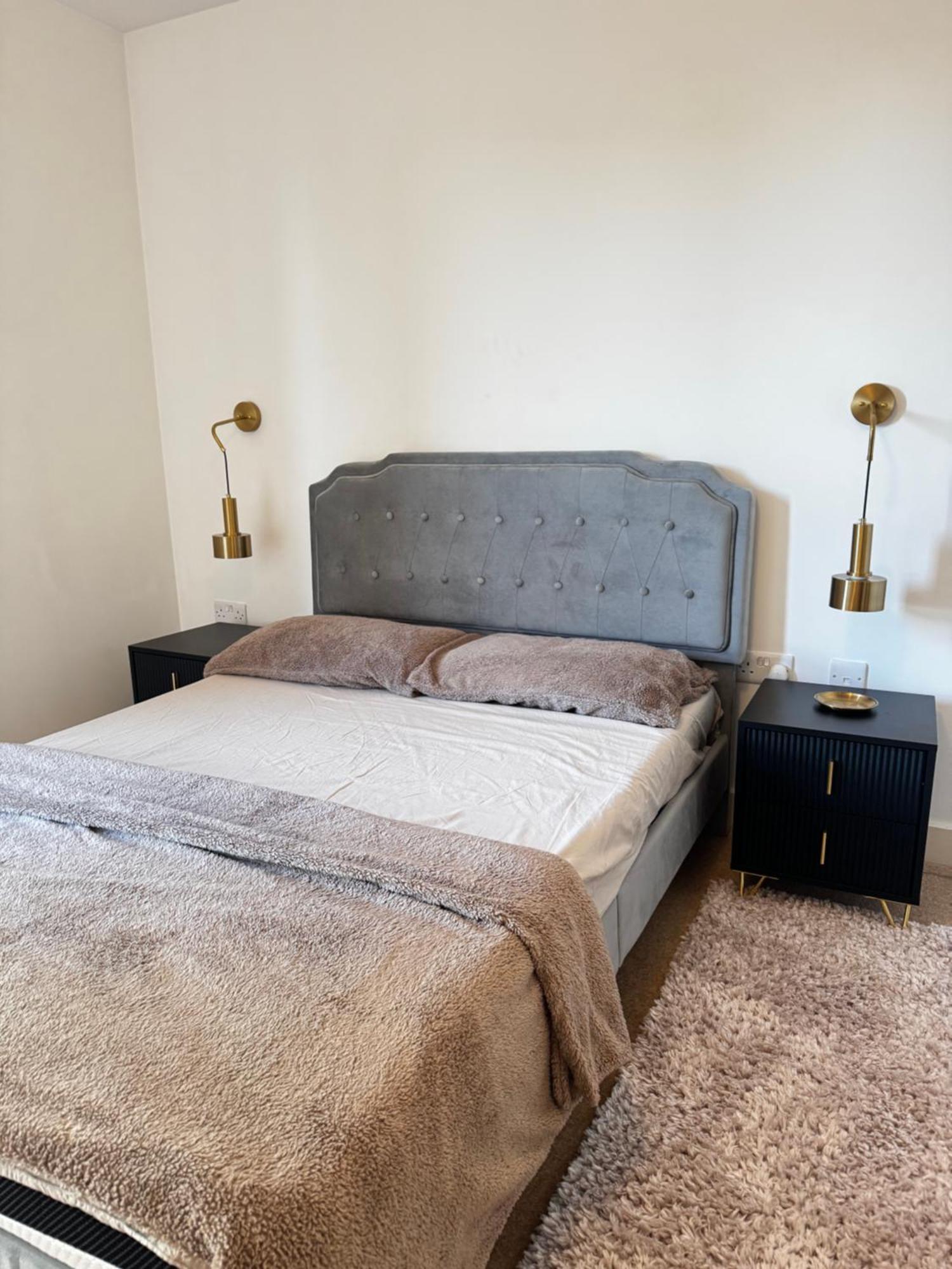 Entire Flat Excel, Ifs Clouds, O2 Arena, Airport Apartamento